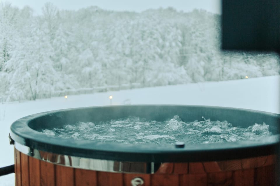 Natural landscape, Winter, Hot Tub