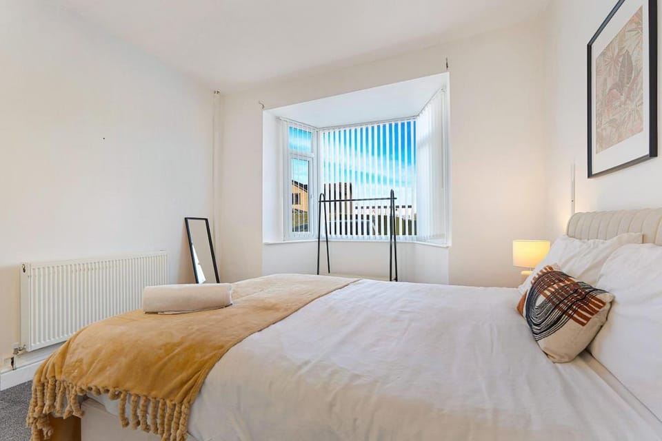 Sleep with us Apartment in England