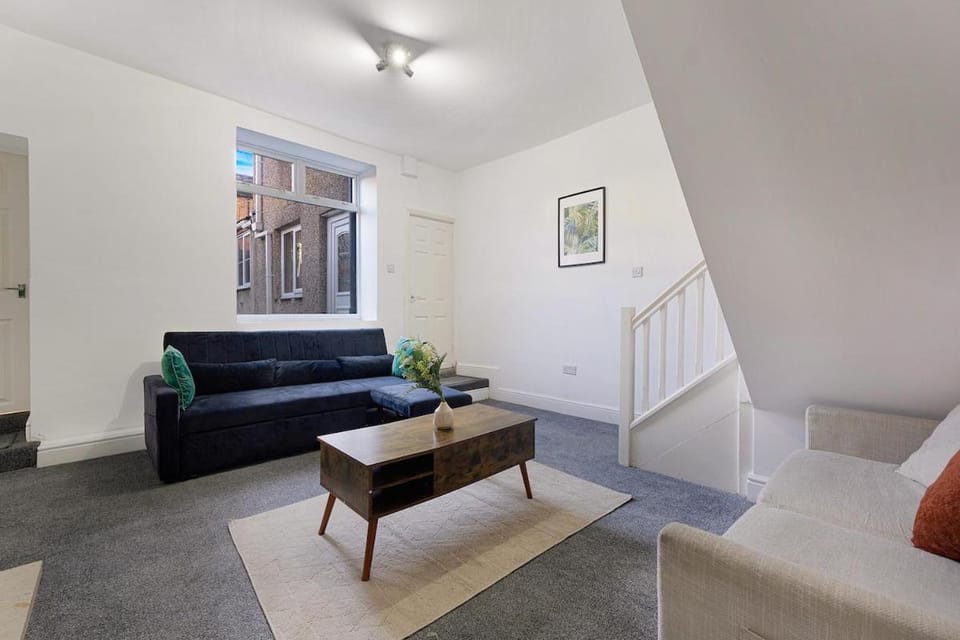 Sleep with us Apartment in England