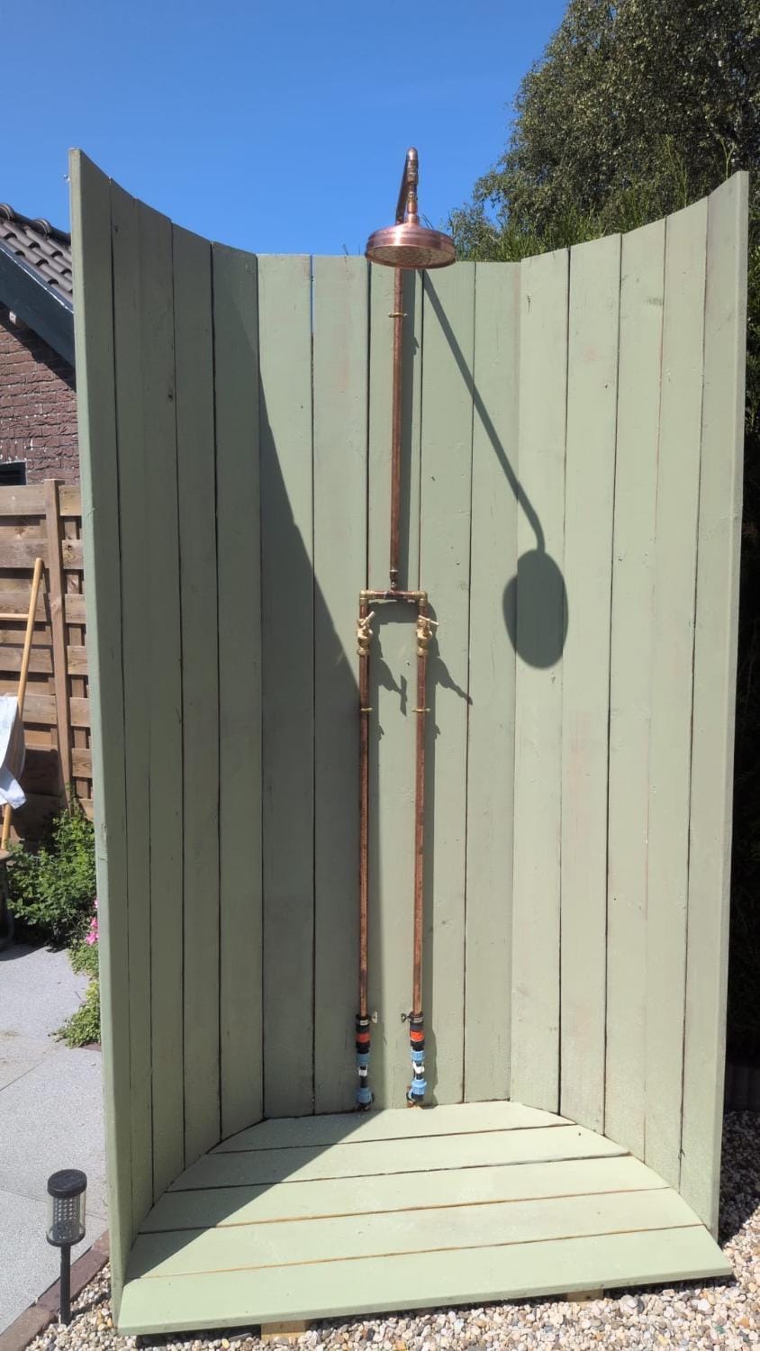 Shower, Garden
