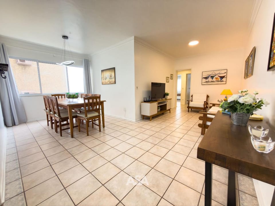 Dining area, Dinner