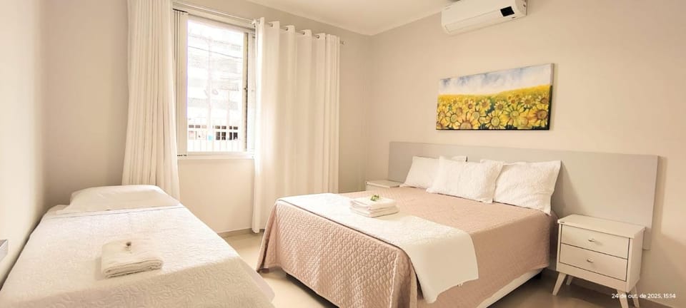 apto 4 quartos 50 metros da praia Apartment in Camboriú