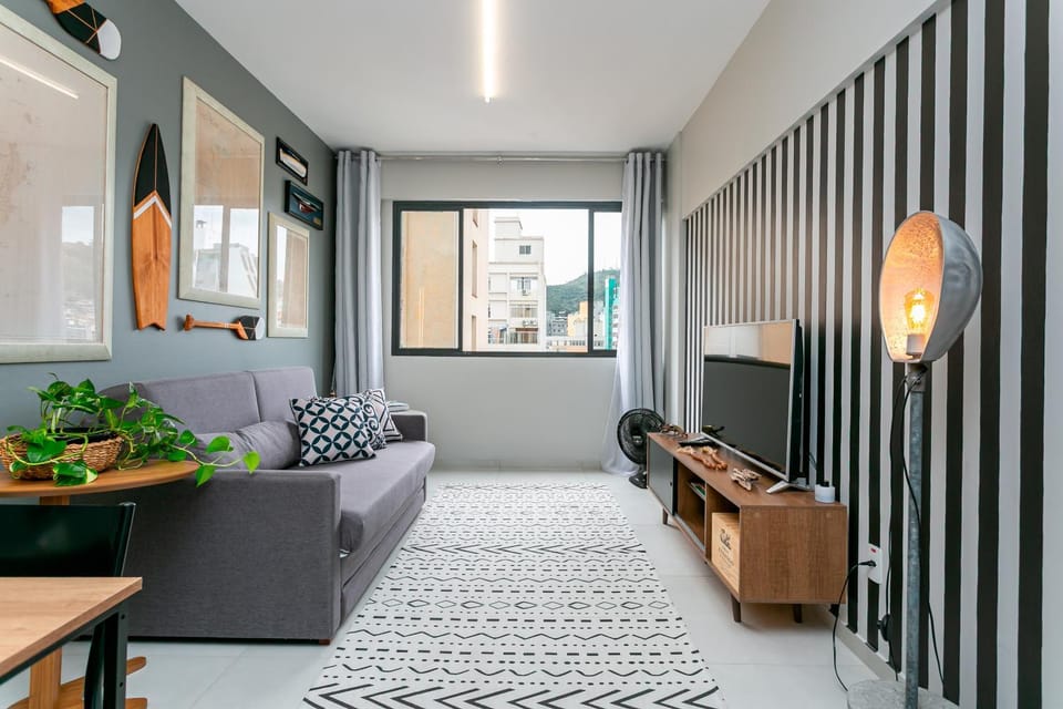 Viva o Centro, tudo a pé ! TJ, Arena Floripa, Centro Sul ! Andar alto, Confortável Apartment in Florianopolis