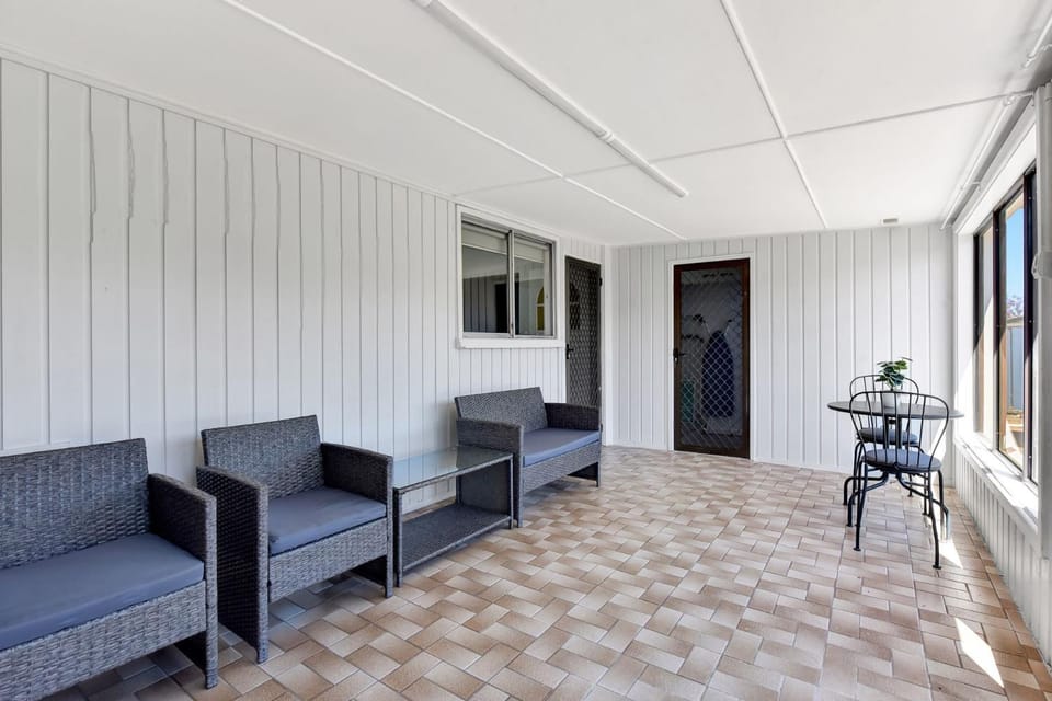 Cessnock Country Gateway to Vineyards View House in Cessnock