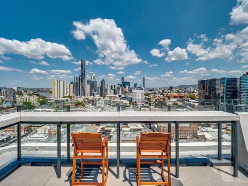 Day, View (from property/room), Balcony/Terrace, City view