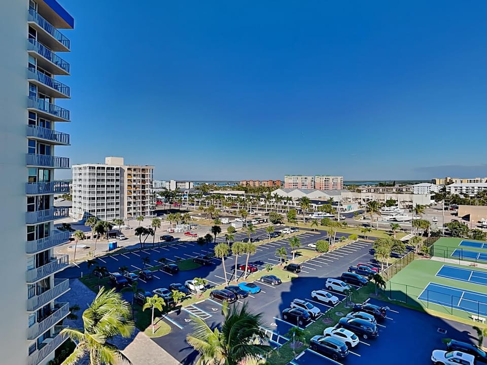 Property building, Garden, View (from property/room), Balcony/Terrace, Tennis court, Parking