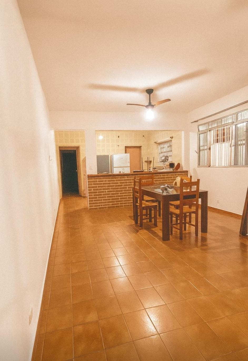 Casa Pé na Areia Centro de Mongaguá House in State of São Paulo