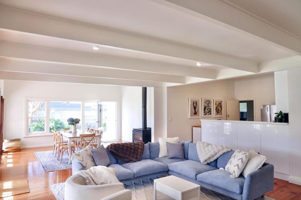 'Lower Frome' Colonial Charm in the heart of Robe House in Robe