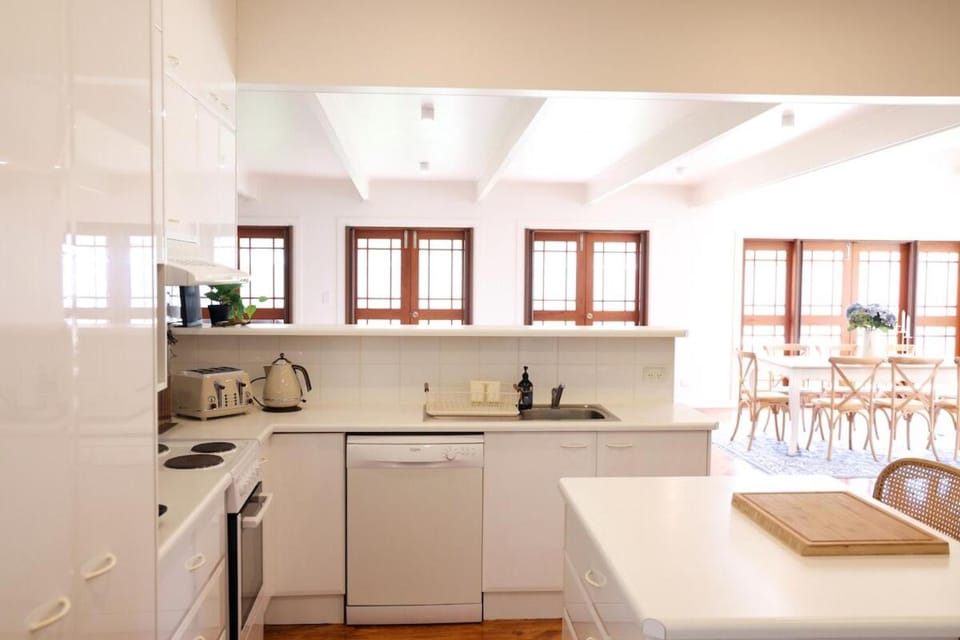 'Lower Frome' Colonial Charm in the heart of Robe House in Robe