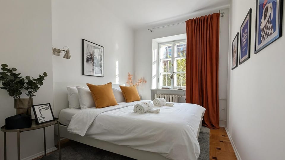Bella Luna Luxury Suites - Chic Old Town Warsaw Apartment Apartment in Warsaw