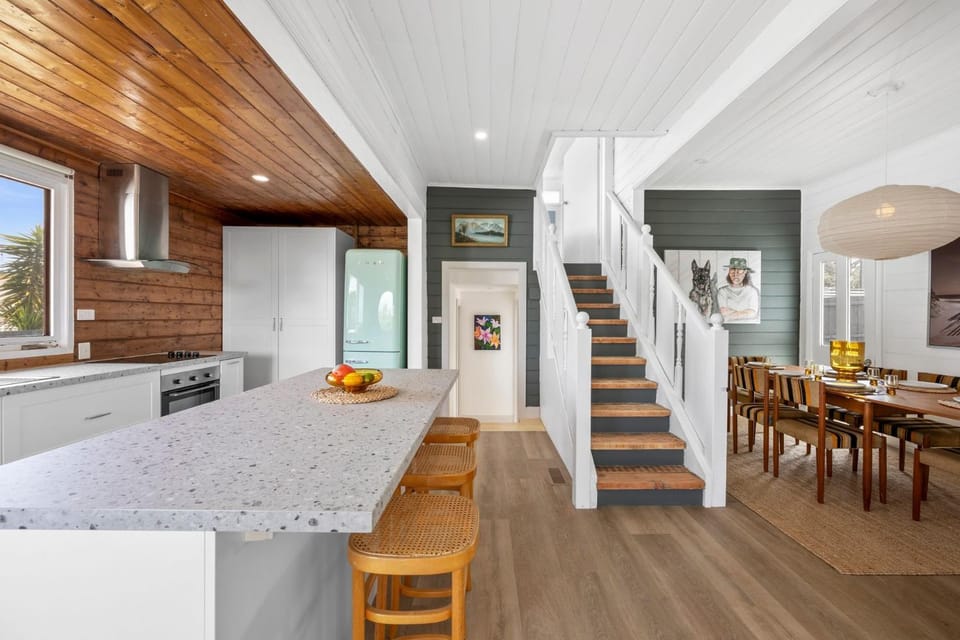 Coastal Classic House in Torquay