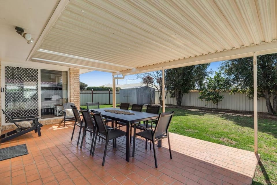 Perfect Family Retreat in Middle Ridge! House in Toowoomba