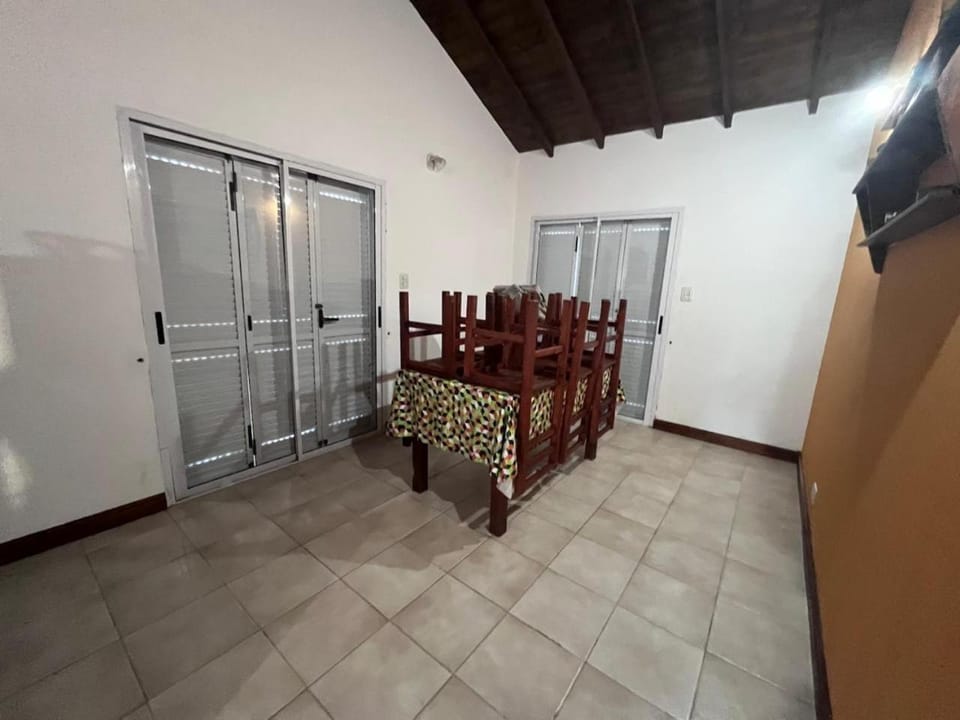 Refugio House in Miramar