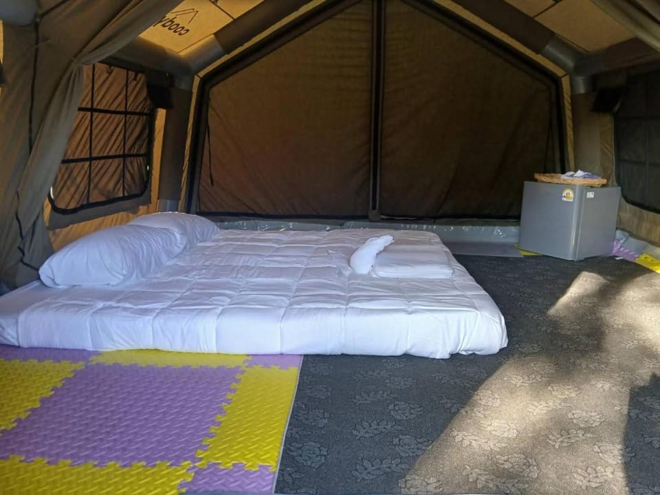 Chanjao restaurant & Bar at Koh Mook Luxury tent in Thailand