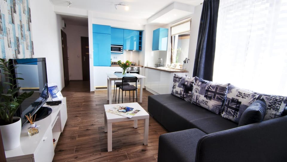 Kitchen or kitchenette, Living room, Seating area