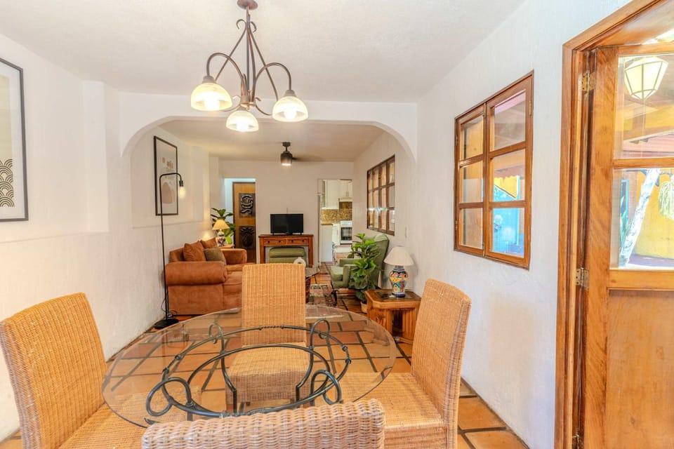 Casa Hidalgo Hideaway House in Chapala