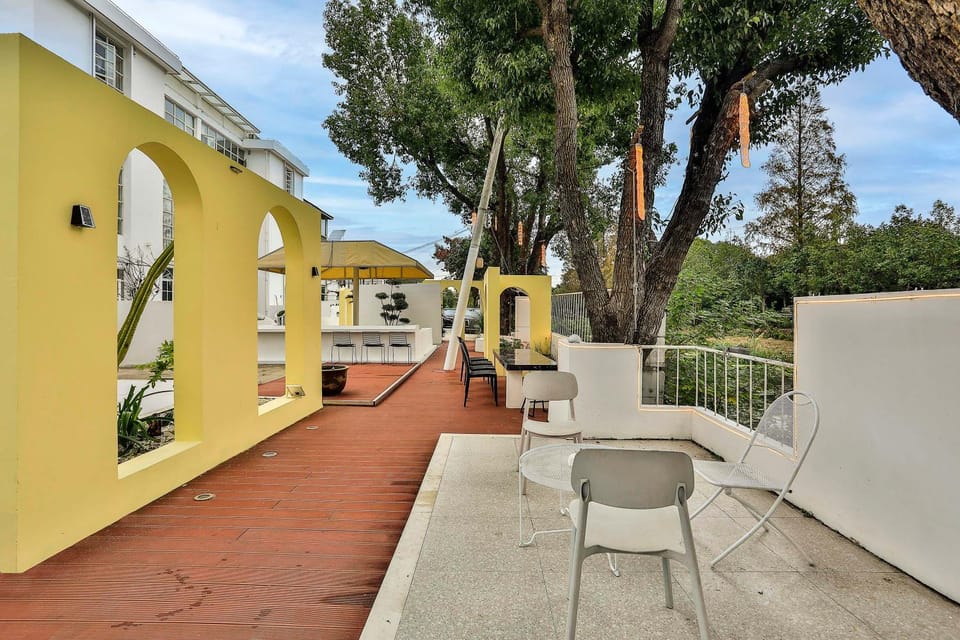View (from property/room), Seating area, Garden view