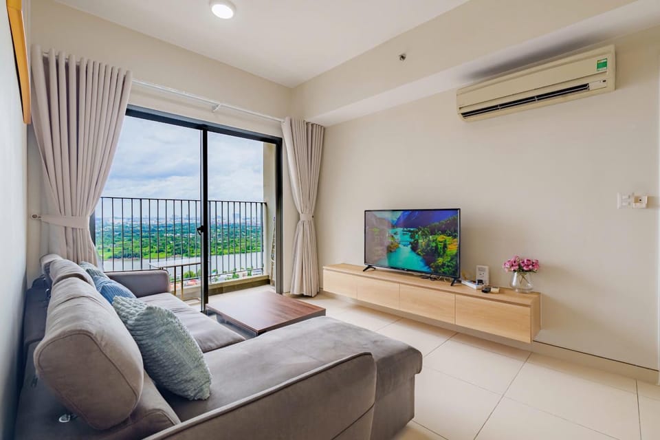 Communal lounge/ TV room, Living room, Seating area, Evening entertainment, air conditioner