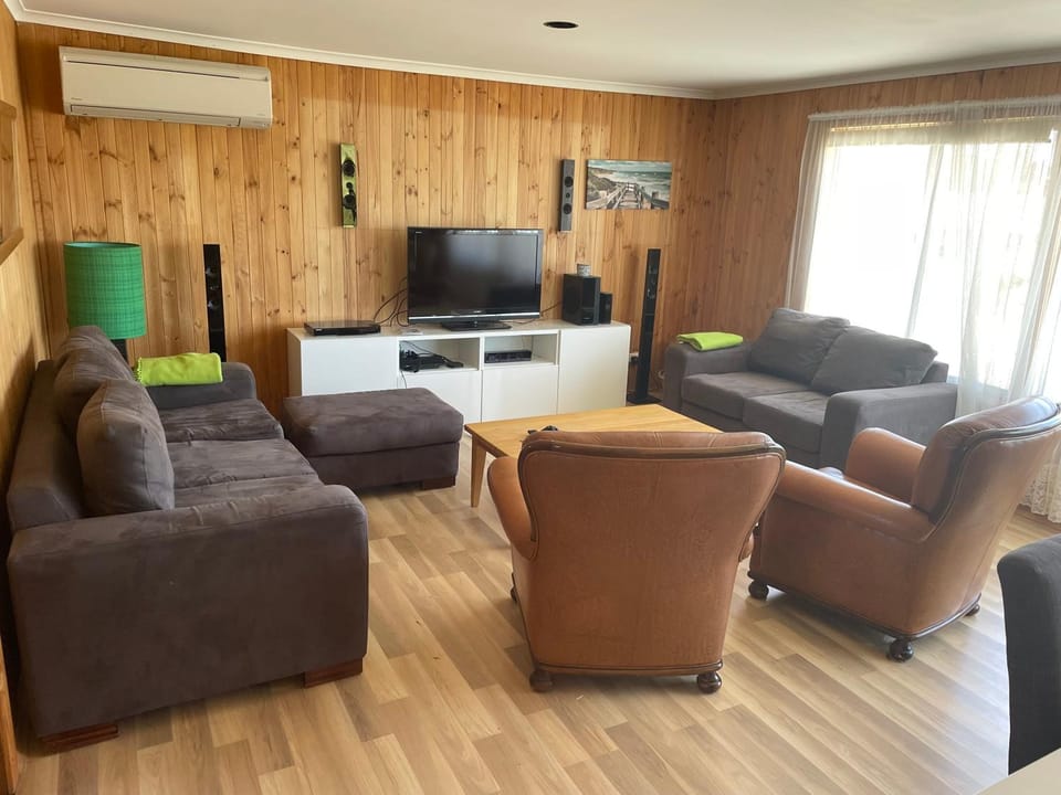 41 Bailey Rd - Family - Surf Beach - No Linen Included House in Middleton