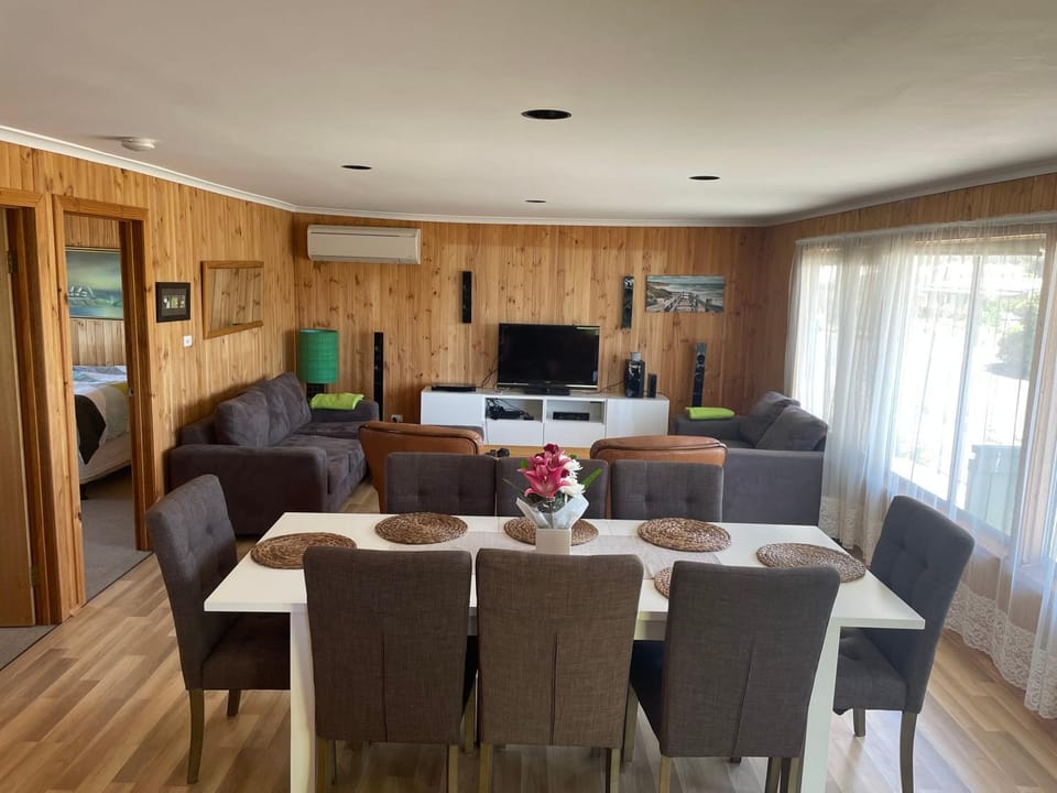41 Bailey Rd - Family - Surf Beach - No Linen Included House in Middleton