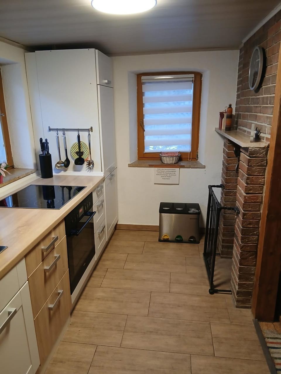 Kitchen or kitchenette, oven, stove