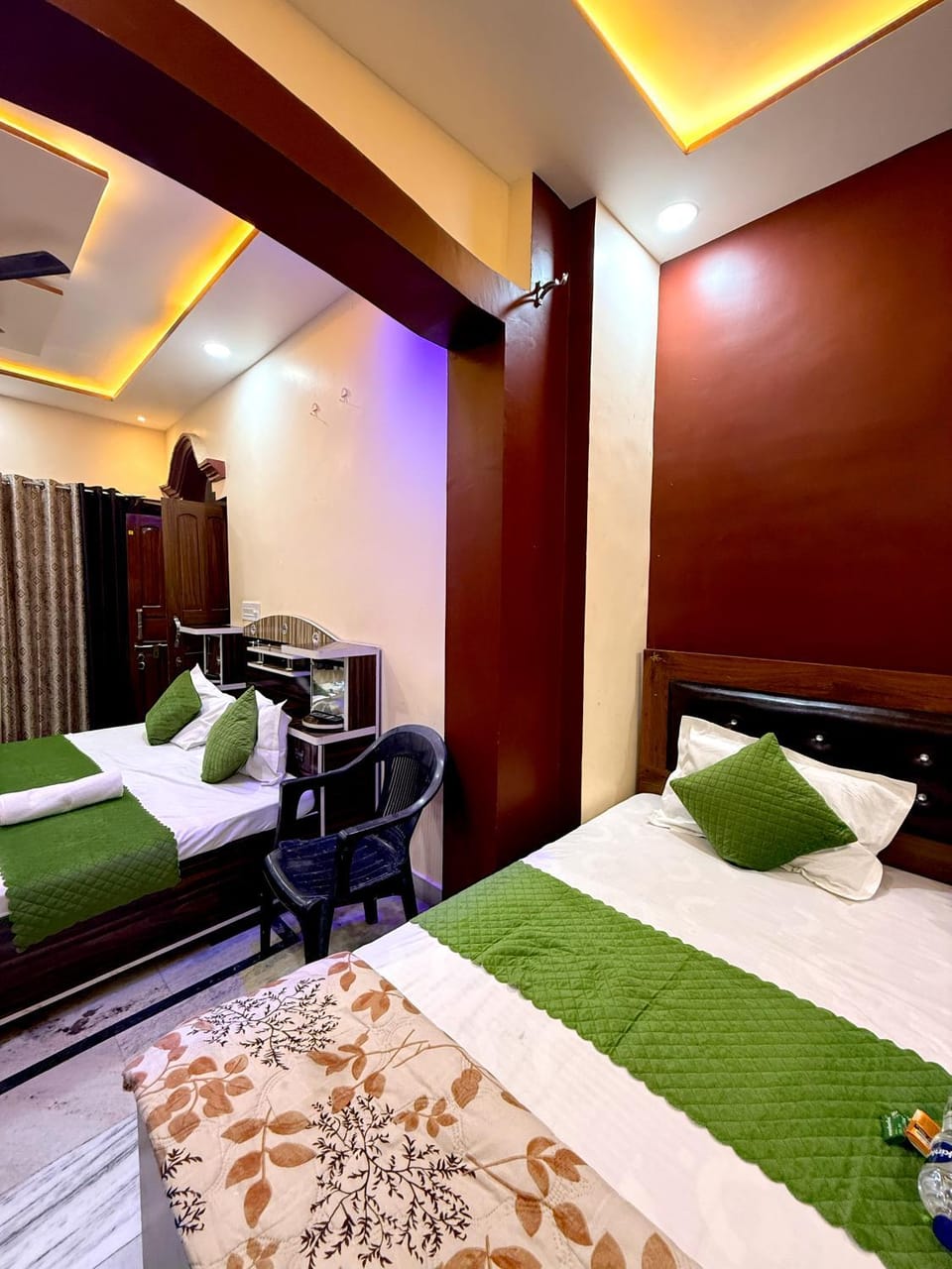 Bed, Photo of the whole room, Bedroom, air conditioner