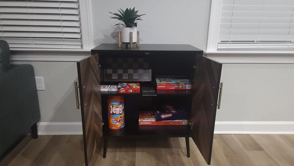Game Room, Library