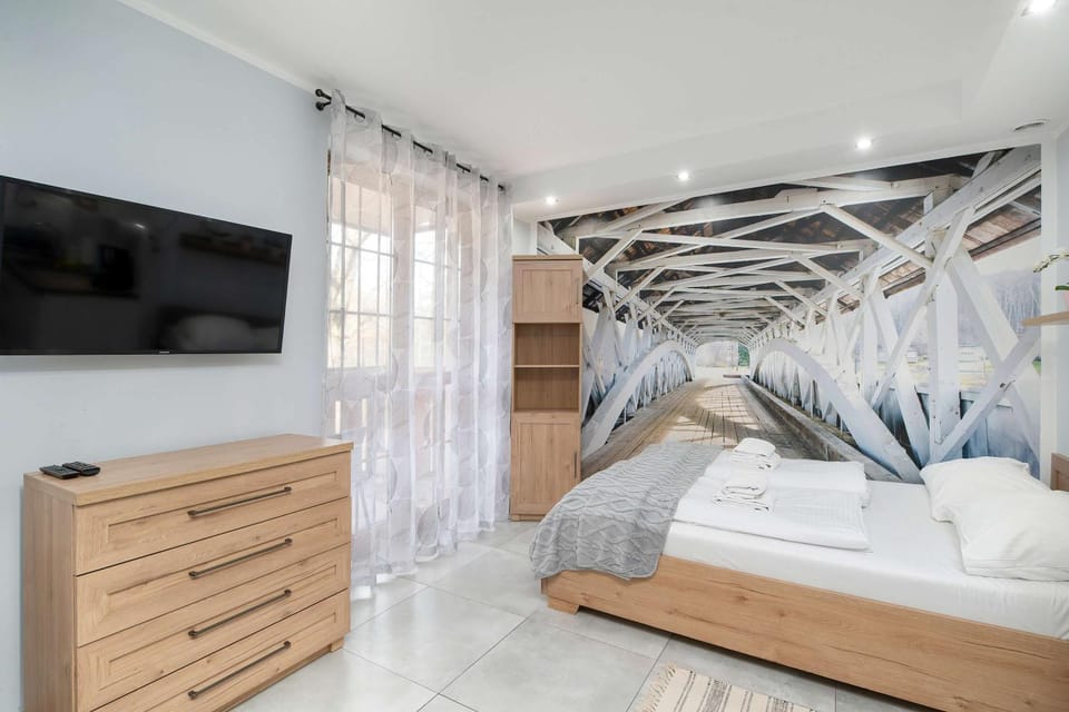 Bed, TV and multimedia