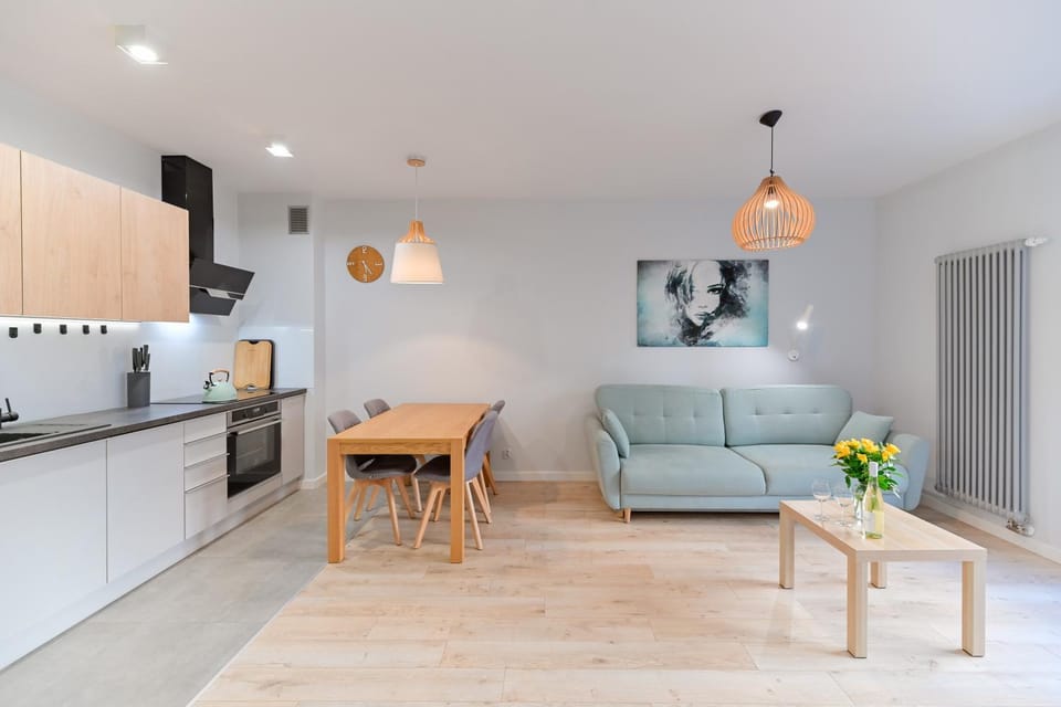 Kitchen or kitchenette, Living room, Seating area