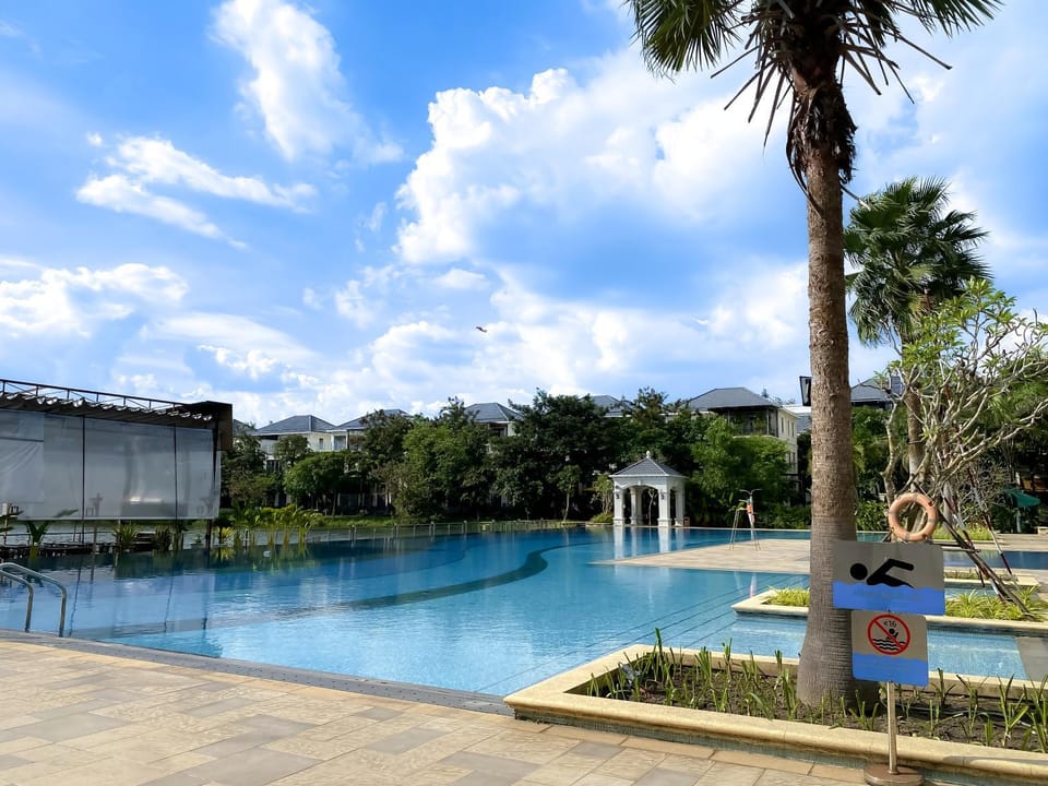 Natural landscape, Swimming pool