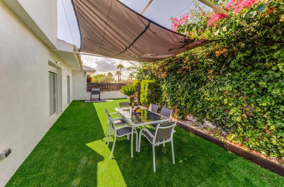 Patio, BBQ facilities, Garden, Garden view