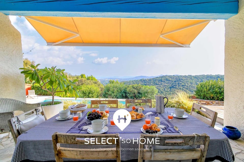 Patio, Day, Natural landscape, View (from property/room), Balcony/Terrace, Dining area, Mountain view