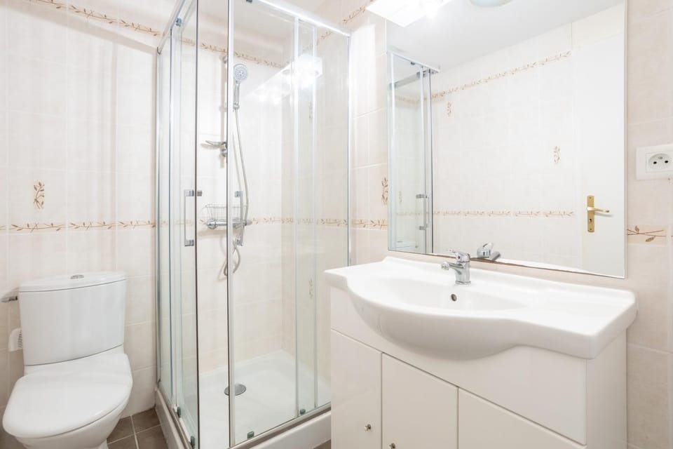 Bathroom, Living room