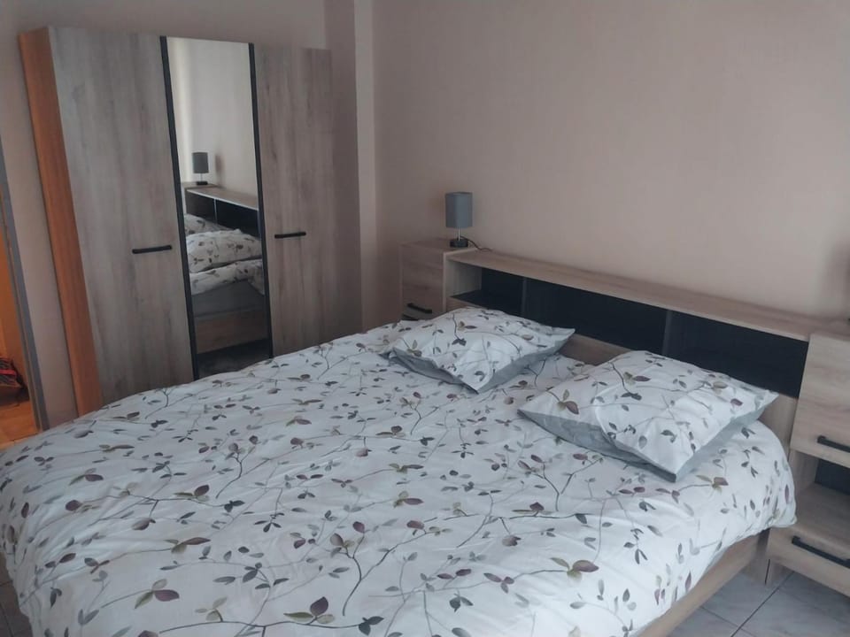 F5 lumineux et moderne Le confort parfait pour familles et couples, Perpignan Apartment in Perpignan