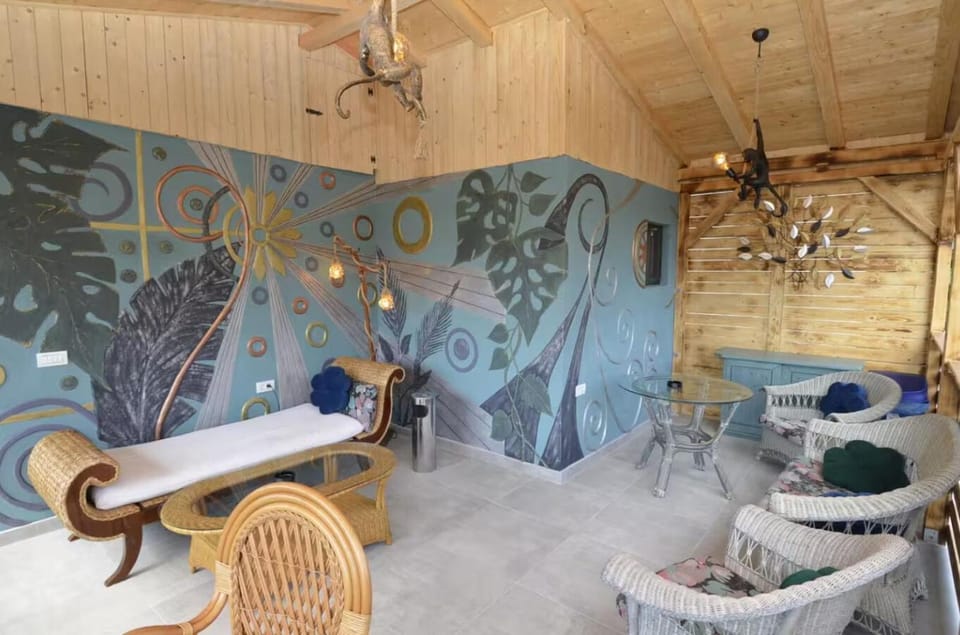 Casa 10 Steaguri Bed and Breakfast in Constanța County