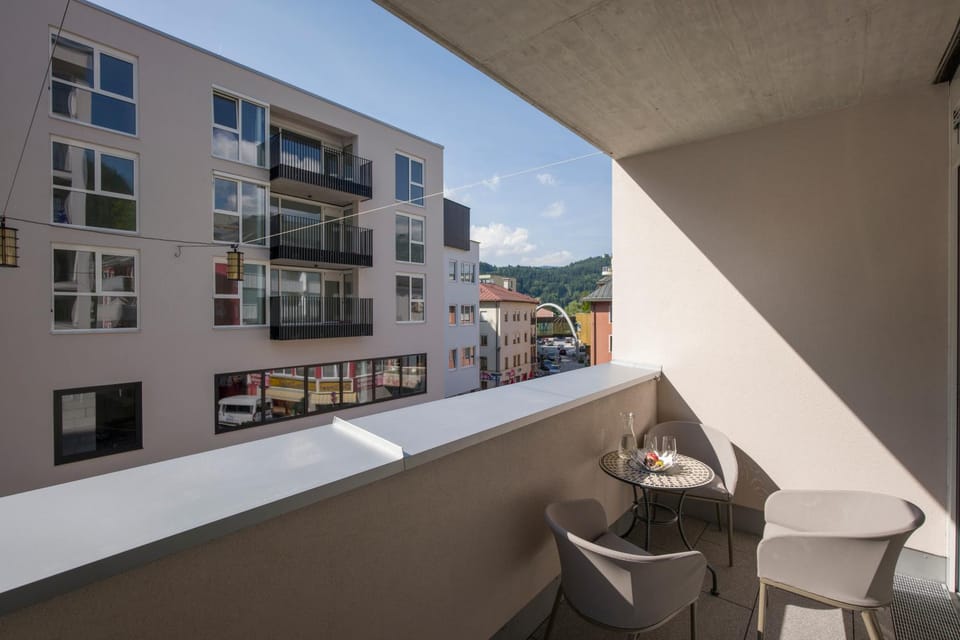 Patio, View (from property/room), Balcony/Terrace