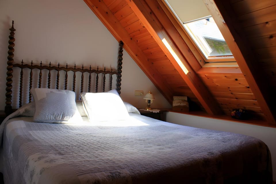 Property building, Living room, Bedroom