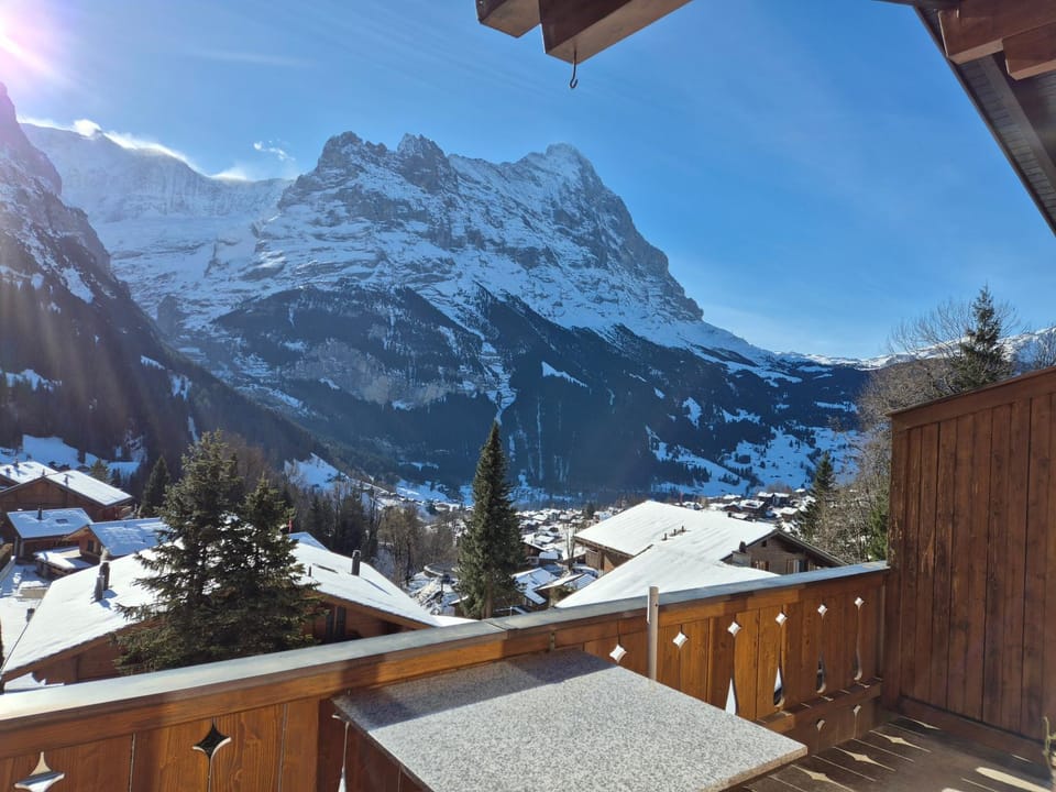 Nearby landmark, Natural landscape, Winter, Landmark view, Mountain view