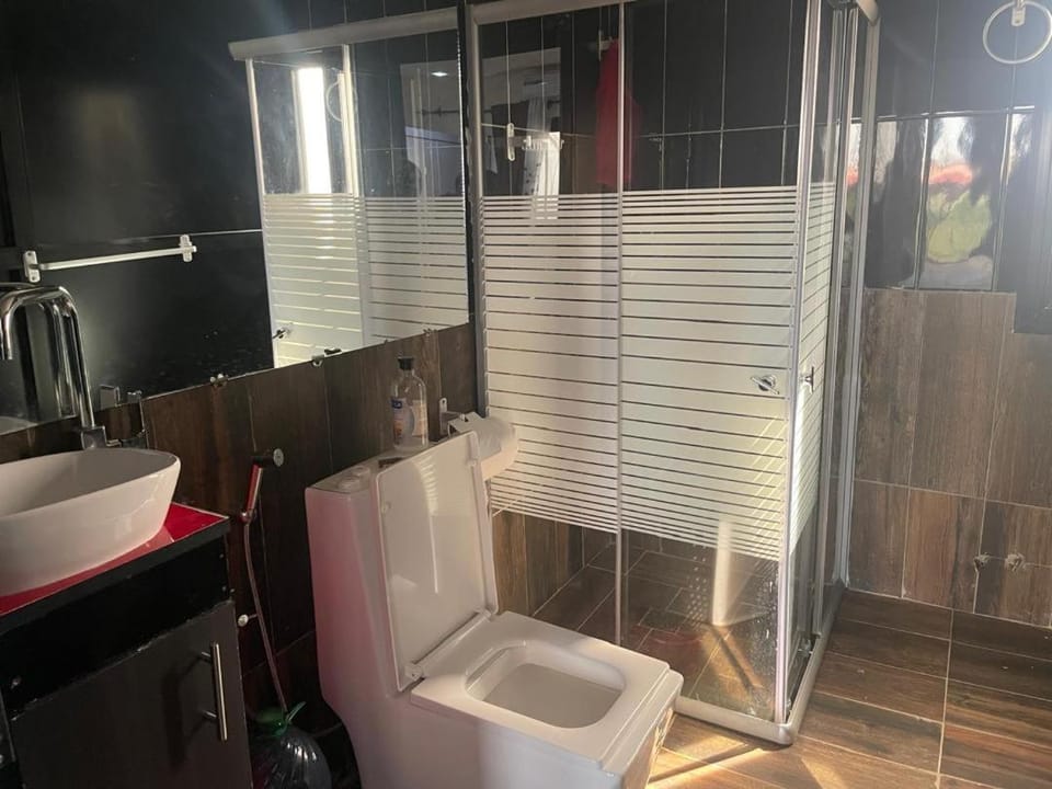 Toilet, Bathroom