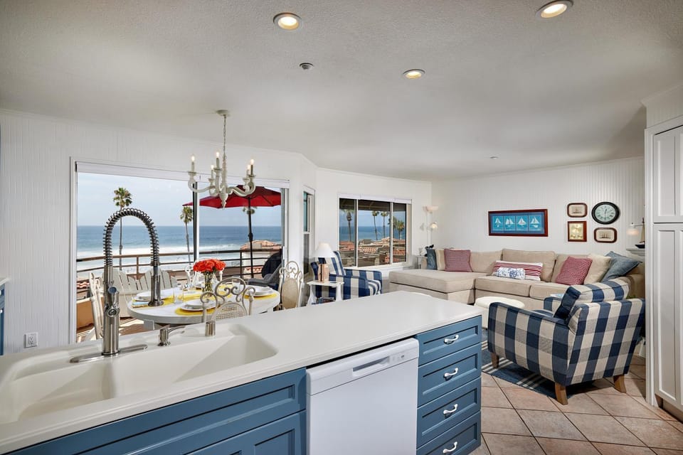 501P-7 Panoramic Ocean Views House in Carolina Forest