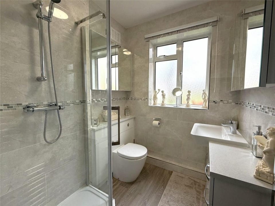Shower, Bathroom, towels