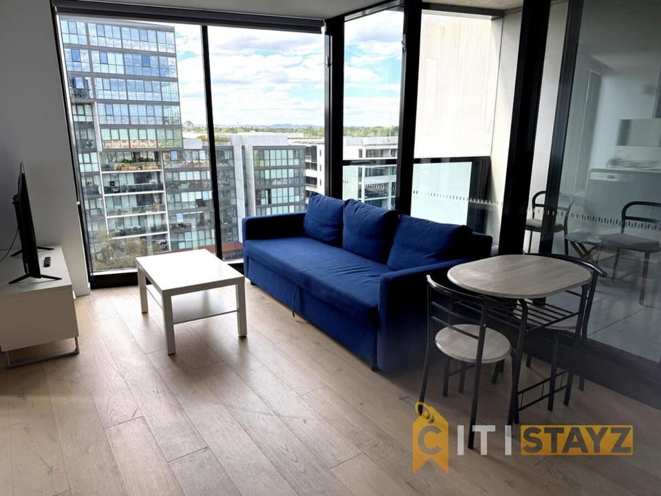 Beauty in Blue! 1Bd 1Bth 1Csp - CBD Location Apartment in Canberra