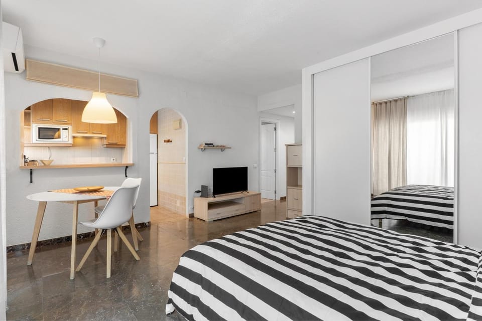 Living room, Bedroom