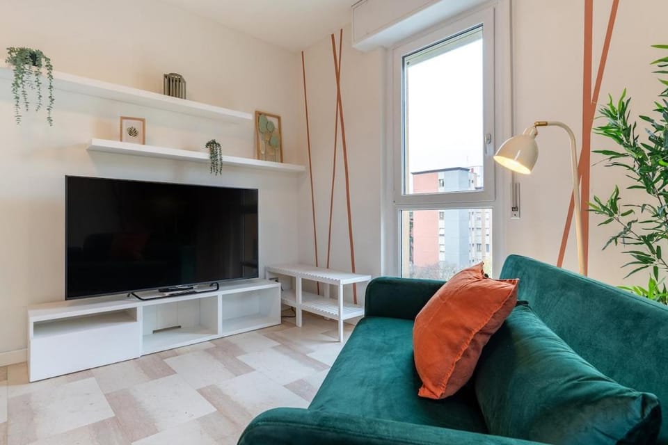 Living room, Seating area, Evening entertainment