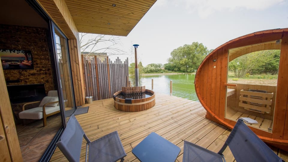 L'AUTHENTIK - Le Domaine Wambrechies Country House in Hauts-de-France