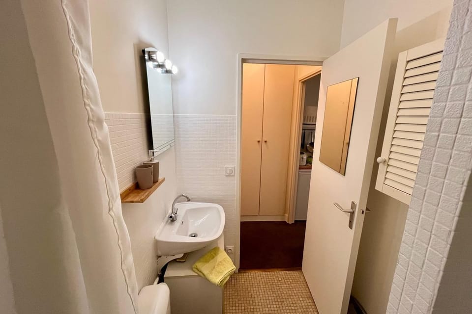 Bright studio near the Parc des Princes Apartment in Paris