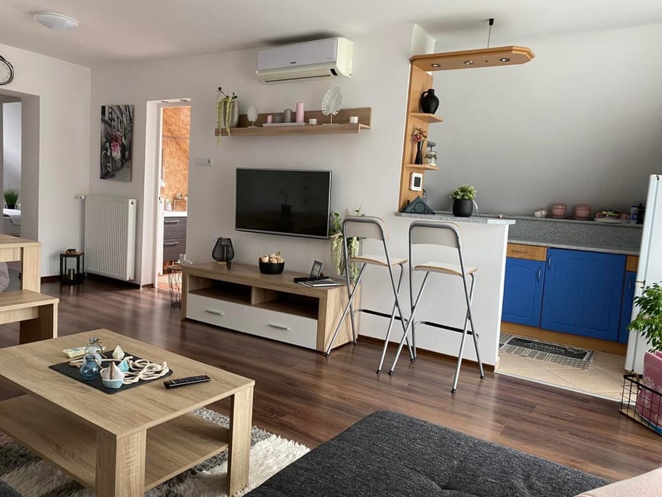 Munkácsy Apartmanok Apartment in Hungary
