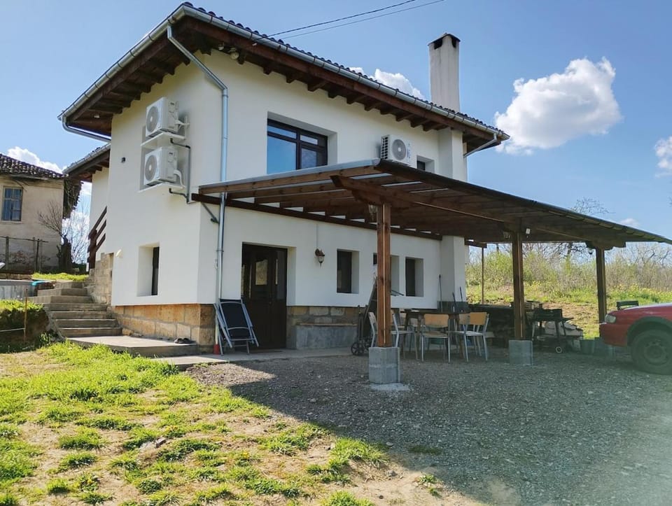 Bachvarov house Бъчваровата къща House in Veliko Tarnovo Province, Bulgaria