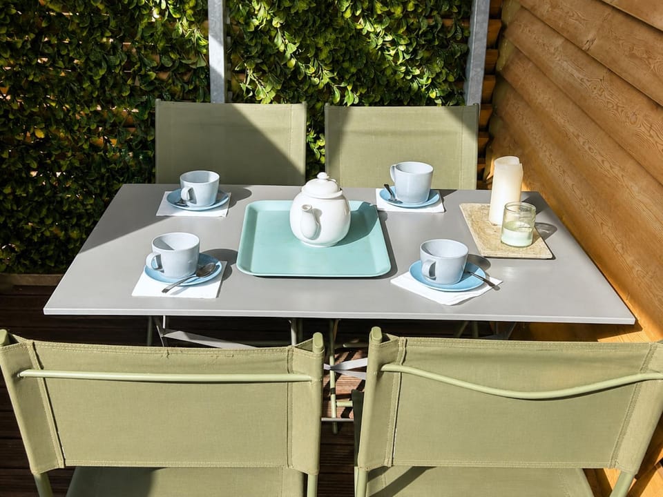 Day, Coffee/tea facilities, Dining area