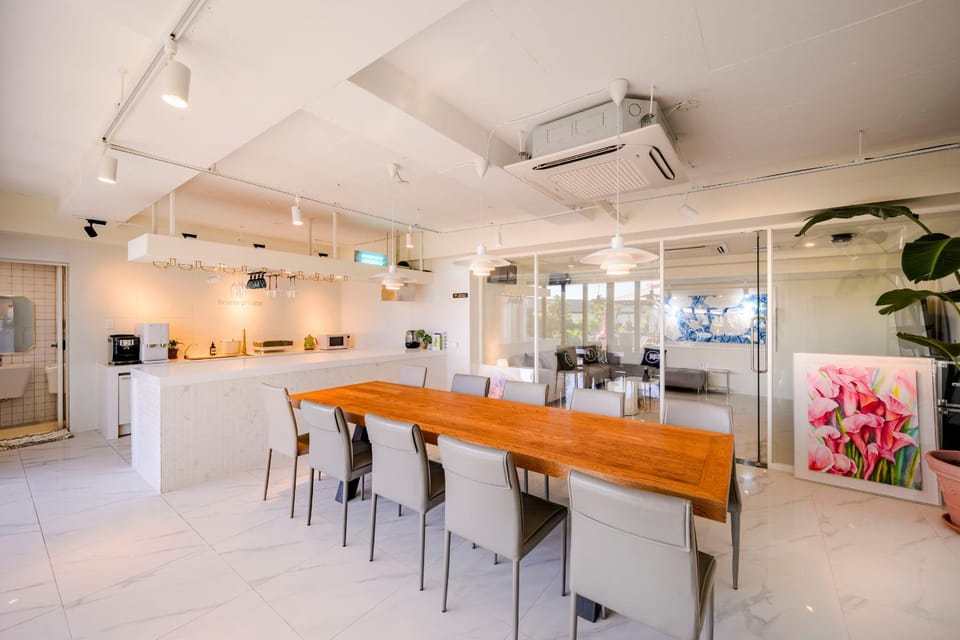 Kitchen or kitchenette, Dining area, stove, air conditioner